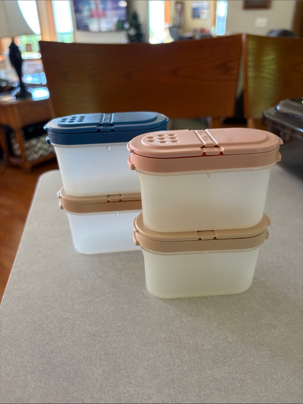Tupperware Modular Mates Spice Containers Set of 4 Great Condition